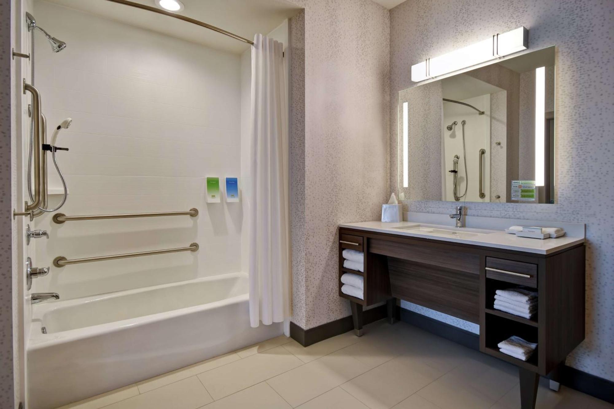 Home2 Suites By Hilton Wichita Northeast Eksteriør bilde
