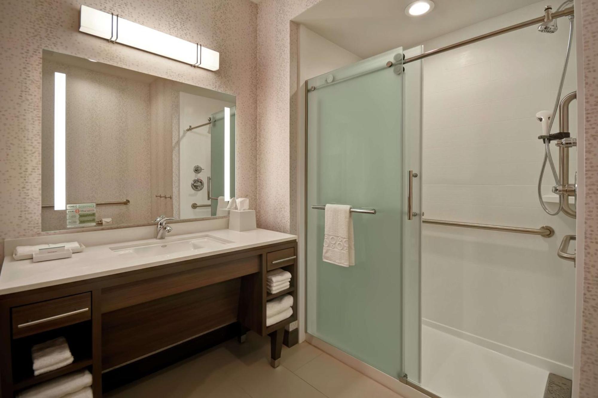 Home2 Suites By Hilton Wichita Northeast Eksteriør bilde