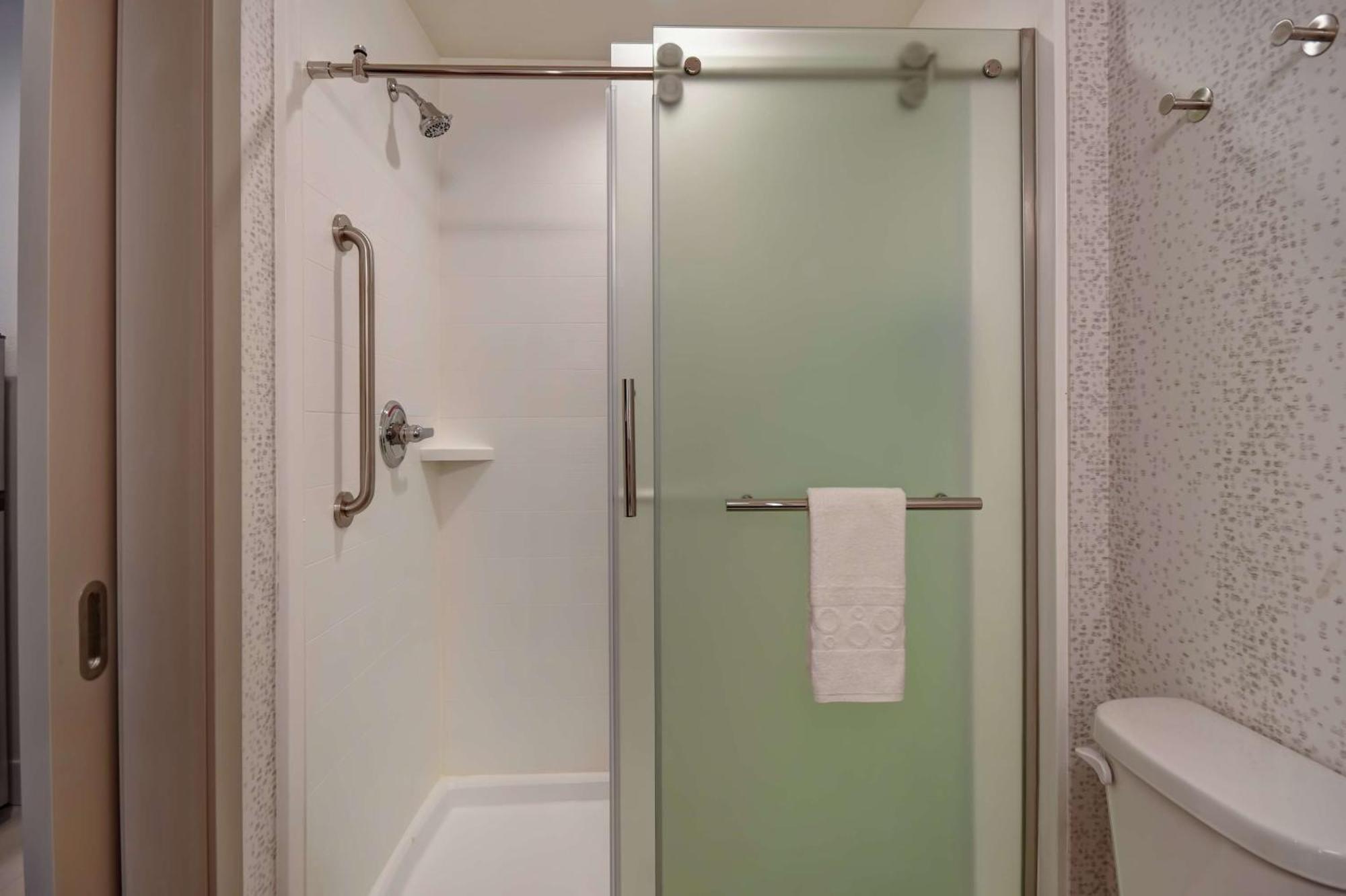 Home2 Suites By Hilton Wichita Northeast Eksteriør bilde